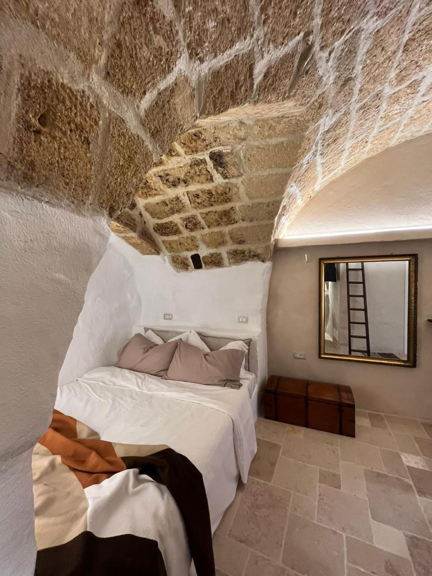 Bed and Breakfast La Segreta Del Castello, Private Access Джоя-дель-Колле Экстерьер фото
