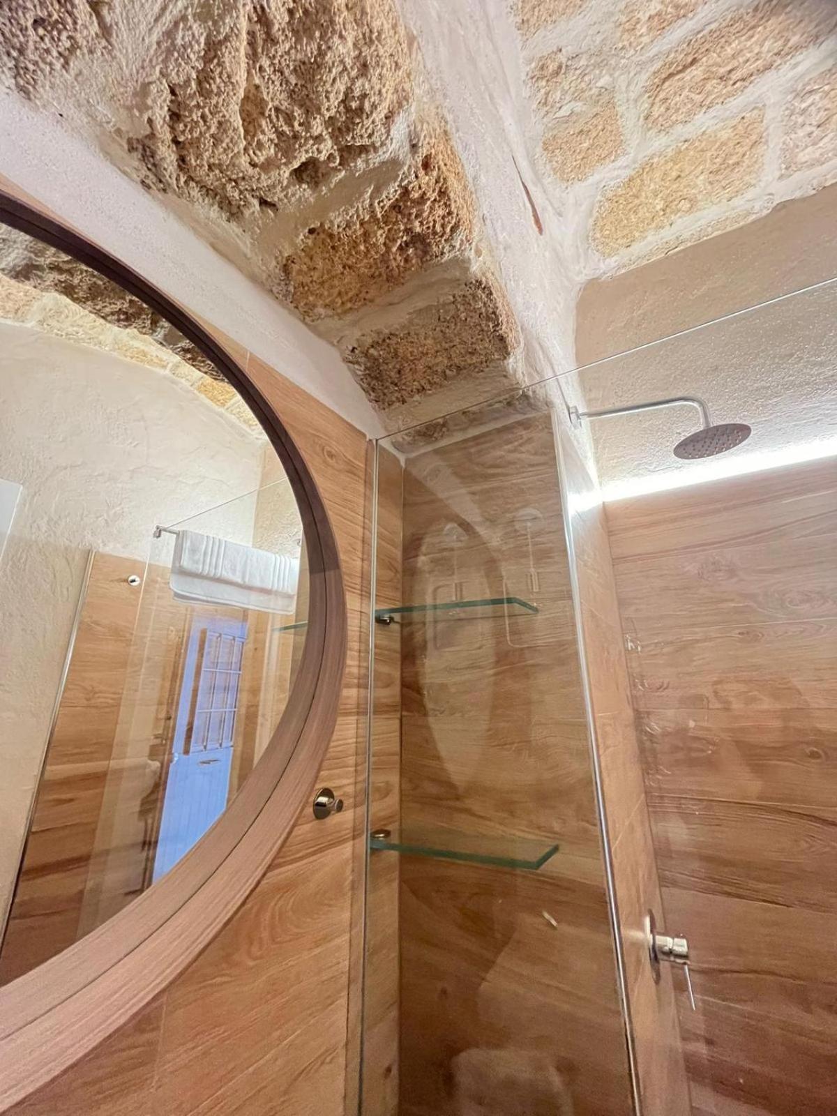 Bed and Breakfast La Segreta Del Castello, Private Access Джоя-дель-Колле Экстерьер фото